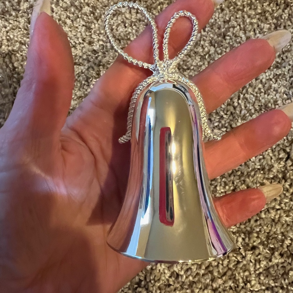 Vera Wang Love Knots Silver Bell - Set of 2